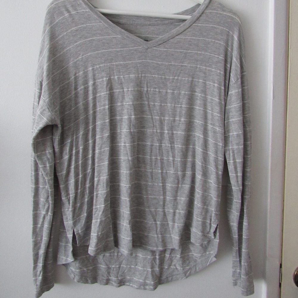 gray and white/gold long sleeve
